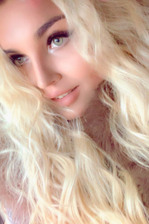 Индивидуалка Илона транссексуалка