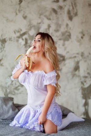 Индивидуалка Илона транссексуалка