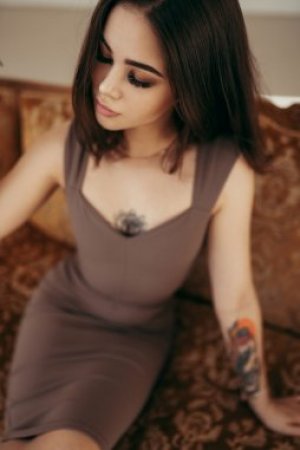 Индивидуалка КаринаВирус