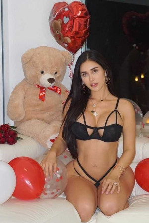 Escort girl Мила