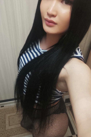 Escort girl Деляра