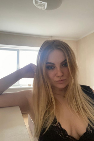 Индивидуалка Зара